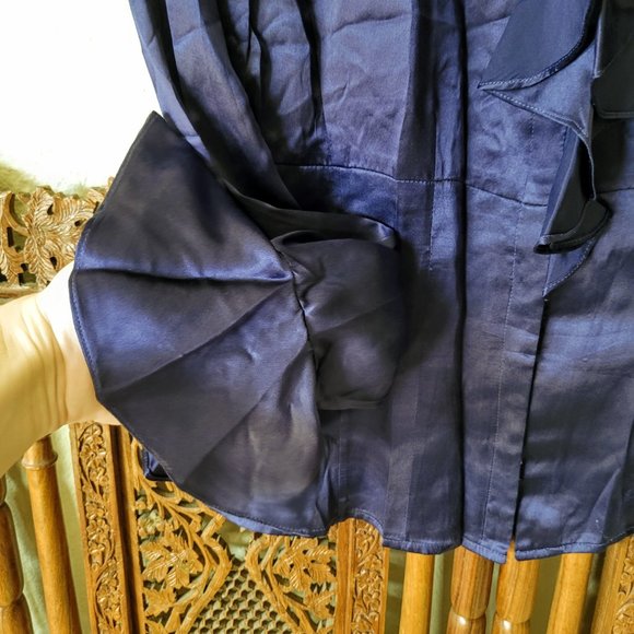 Anne Klein AK Dark Purple Ruffled Silk Fitted Button Down Blouse - As Is - Picture 4 of 12